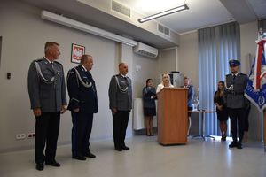 Starosta Powiatu Nowosolskiego wygłasza przemówienie.