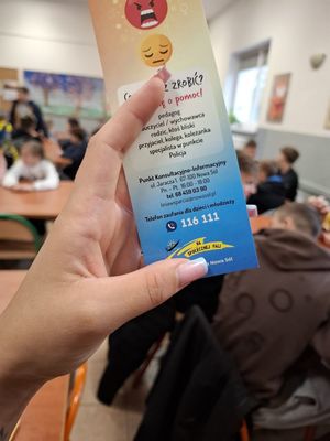 Ulotka o cyberprzemocy.