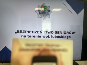 Ulotki policyjne.