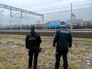 Nowosolscy policjanci wspólnie z funkcjonariuszami Straży Ochrony Kolei, biorą udział w działaniach na terenach kolejowych