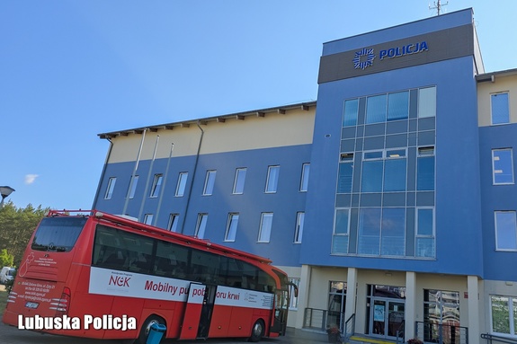 KREW to ŻYCIE. Policjanci, pracownicy Policji i mieszkańcy podzielili się cząstką siebie