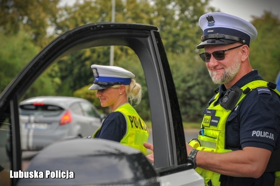 Duże zaangażowanie policjantów w ostatni weekend wakacji – wracajmy bezpiecznie do domu!