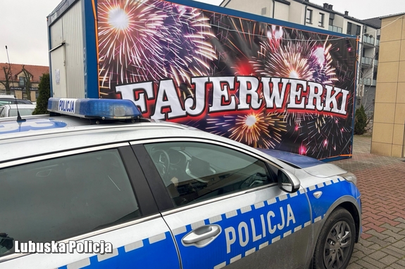 W sylwestrową noc zadbaj o swoje bezpieczeństwo